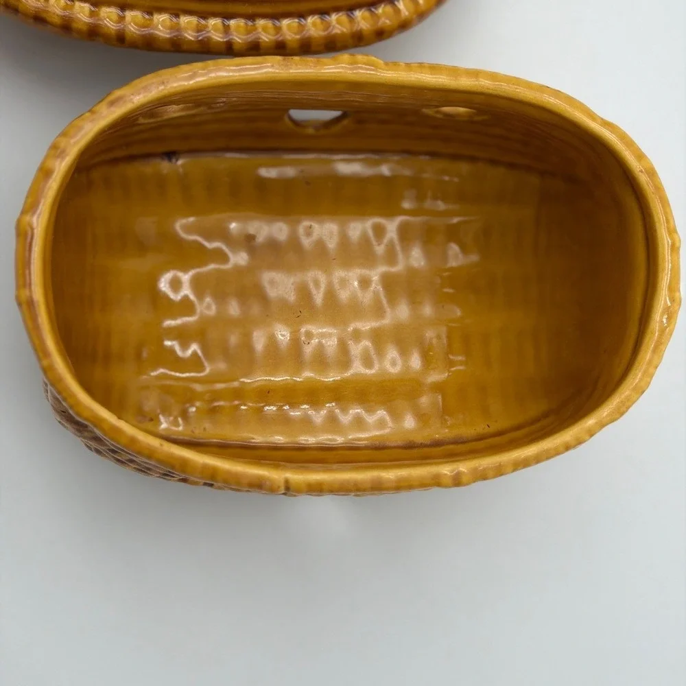 Ceramic Garlic Keeper Woven Basket Style Storage Jar with Garlic Bulb Lid Brown